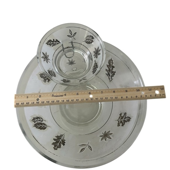 Mid-century Starlyte Chip and Dip Bowls in Silver Leaf - Picture 12 of 13